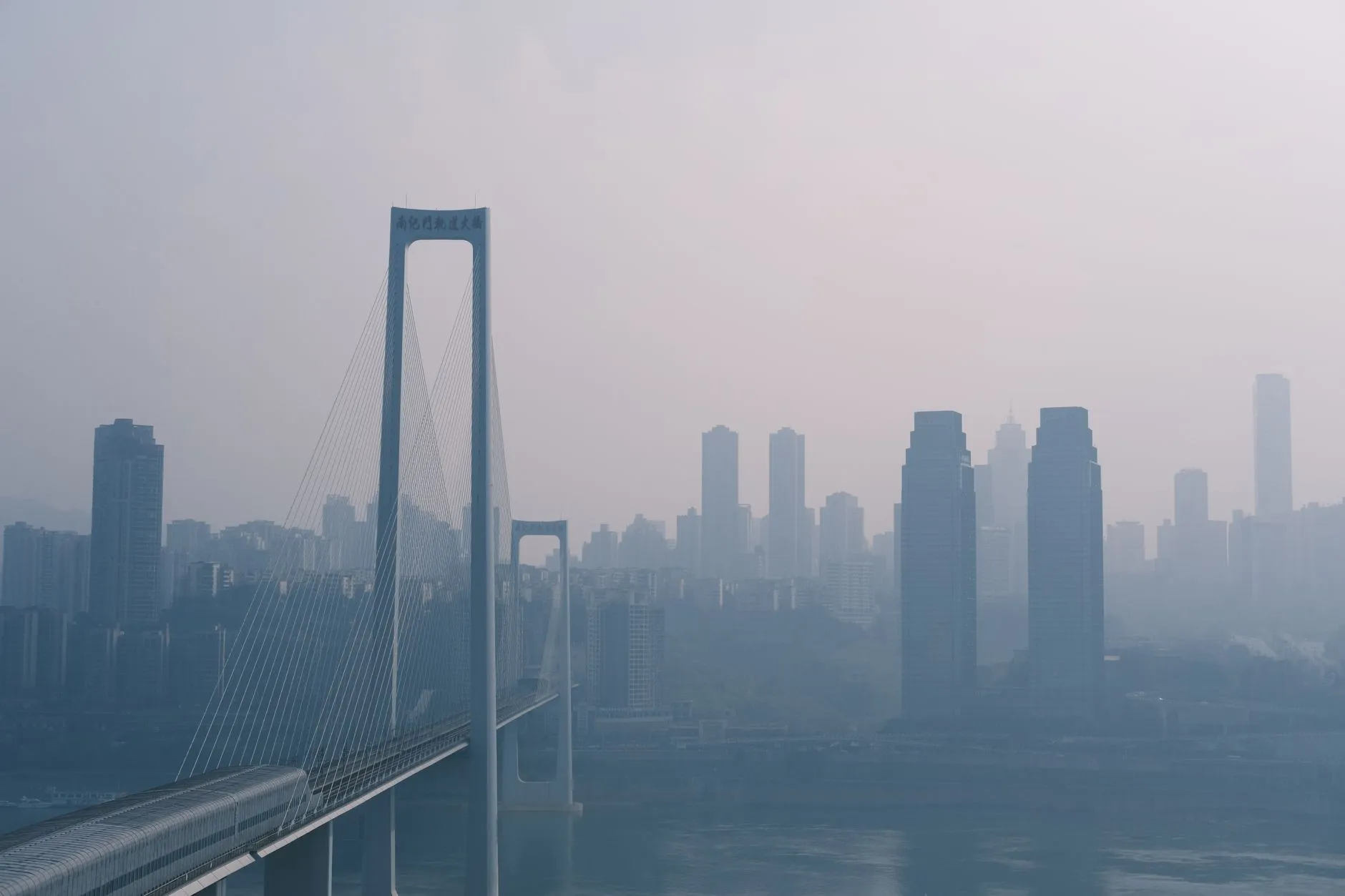 深圳壹陆捌光纤照明解析LED灯具与光纤照明系统集成技术要点