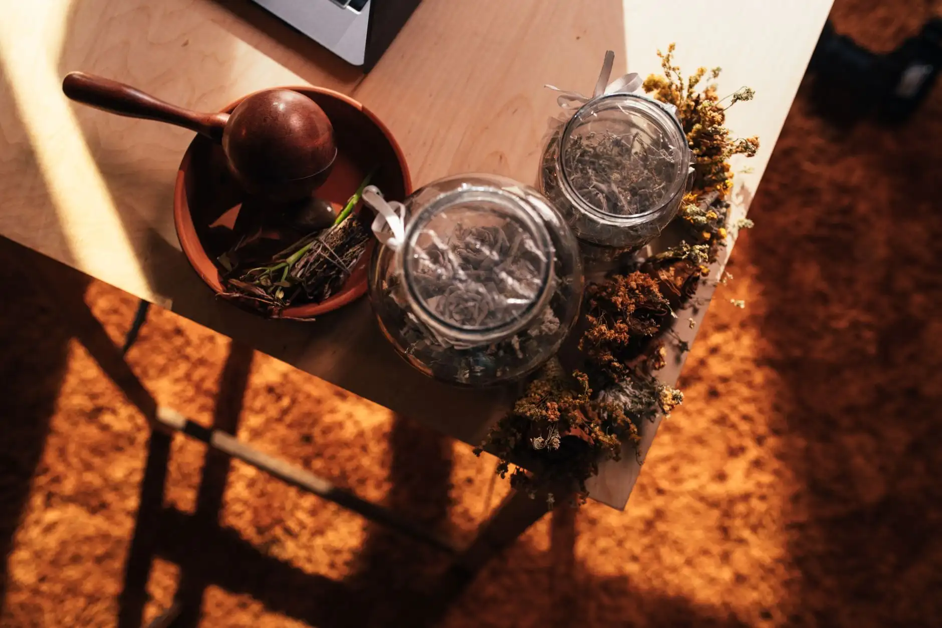 酒店LED照明改造:光纤照明搭配节能灯具的落地效果分析