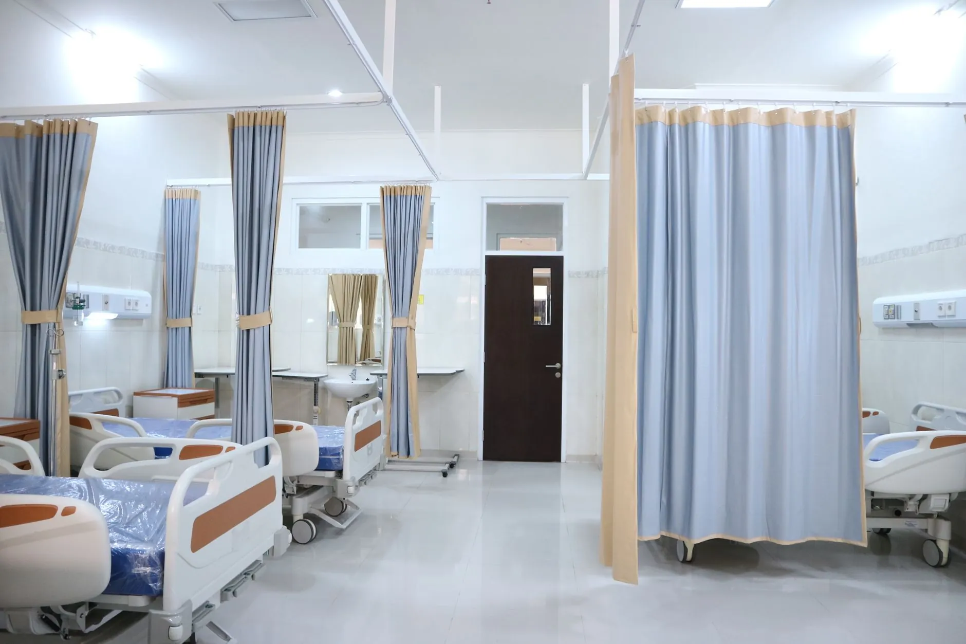 深圳壹陆捌光纤照明LED灯具与传统照明能效对比分析