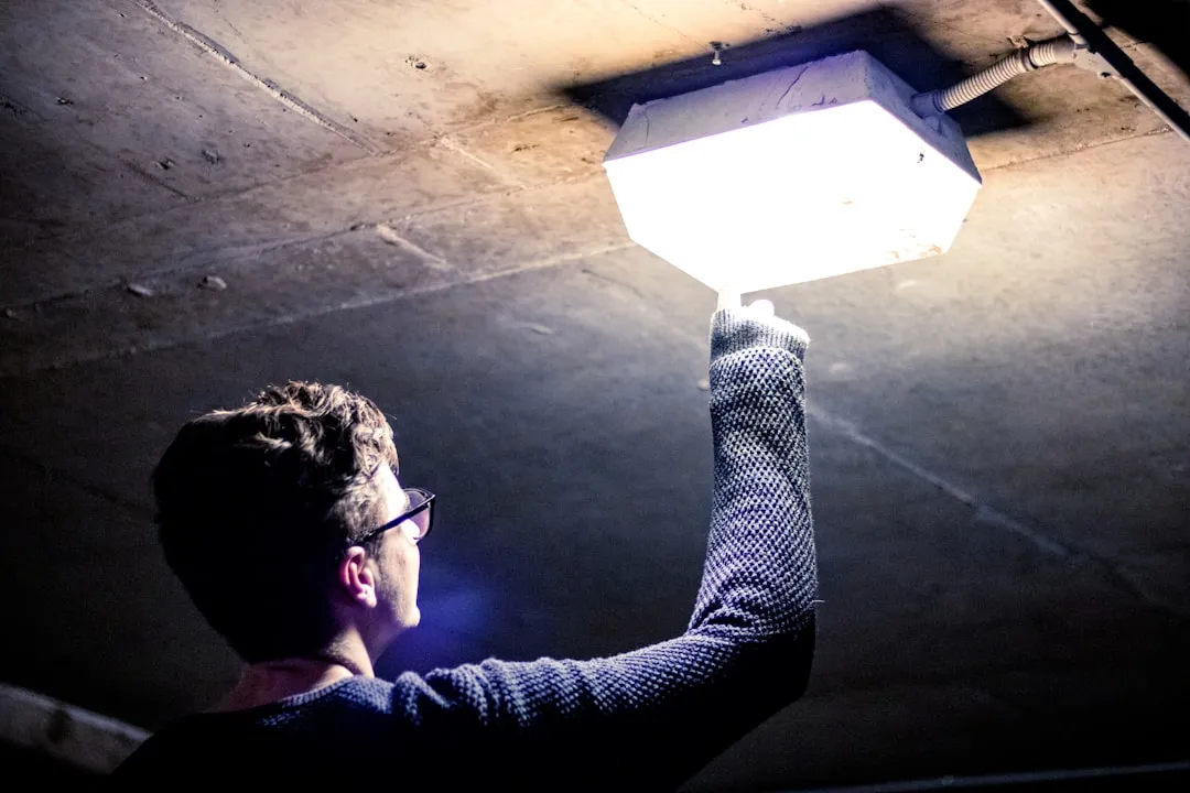 深圳壹陆捌光纤照明解析LED灯具与光纤照明在酒店空间中的协同应用